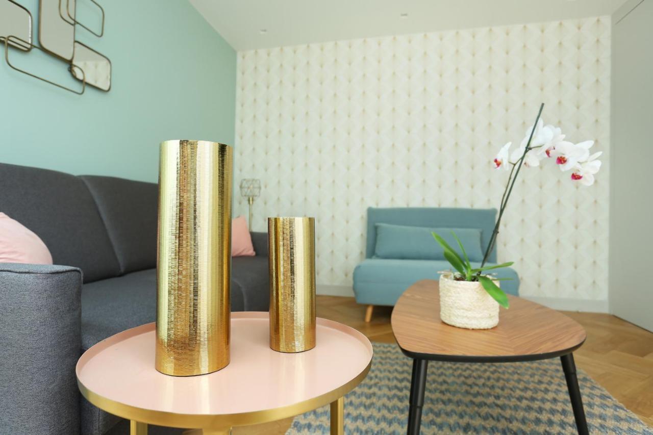 Apartment Center Of Paris By Studio Prestige Buitenkant foto